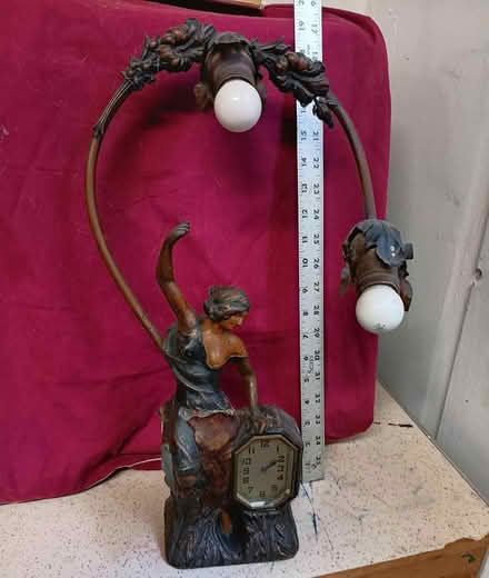 Photo of free Antique lamp (North Shoreline) #1