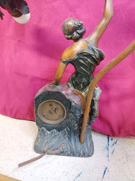 Photo of free Antique lamp (North Shoreline) #2