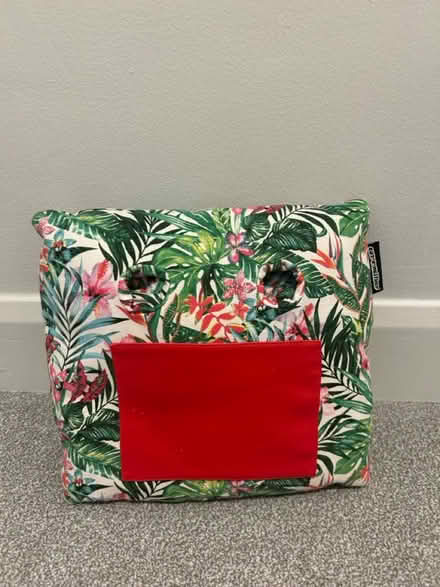 Photo of free Nail varnish cushion (W7) #1