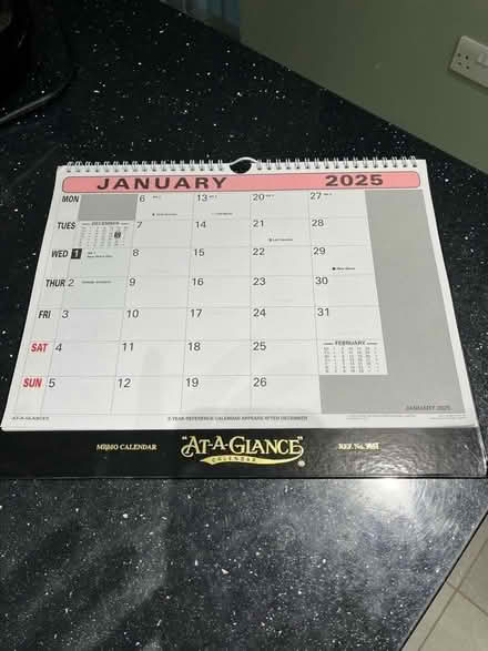 Photo of free Wall calendar (Ware SG12) #1