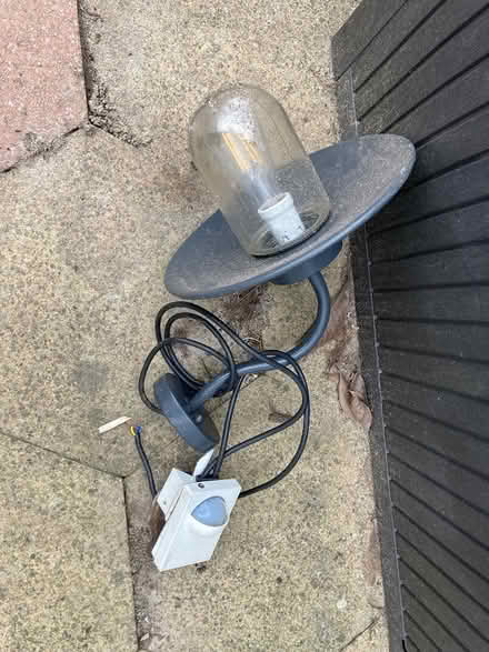 Photo of free Outdoor light with sensor (M32) #1