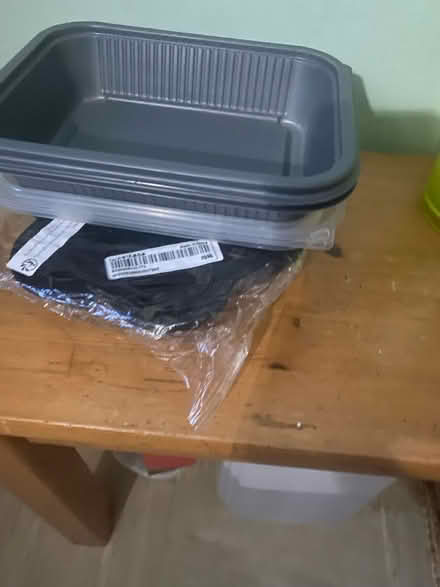 Photo of free Plastic food containers (CH43) #1