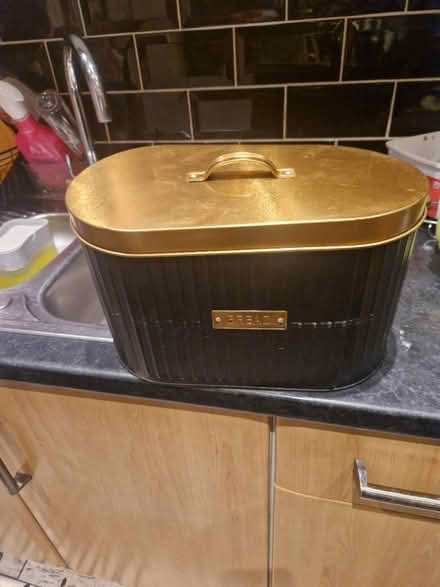 Photo of free Bread Tin (thornton heath) #1