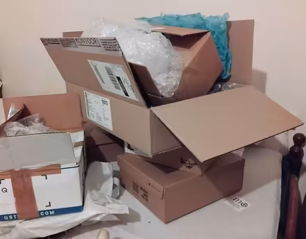 Photo of free Boxes and packing materials (islington N1) #1