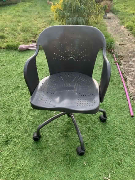 Photo of free Metal office chair (Bricknells Meadow OX28) #1