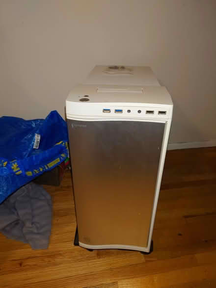 Photo of free Cat tree, pet bowls, trays, PC case (Santa Monica) #3