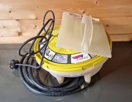 Photo of free Wallpaper Stripper (Oakwood WA3) #1