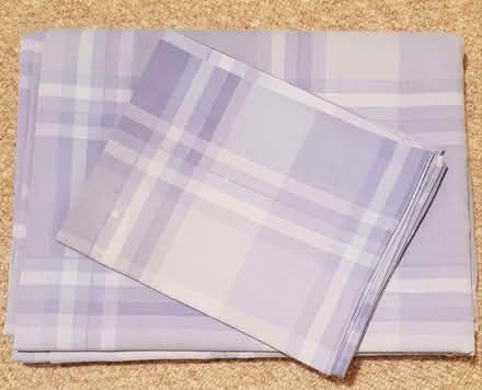 Photo of free Single bed duvet cover and pillowcase (different designs) (Kettlesing Bottom HG3) #2