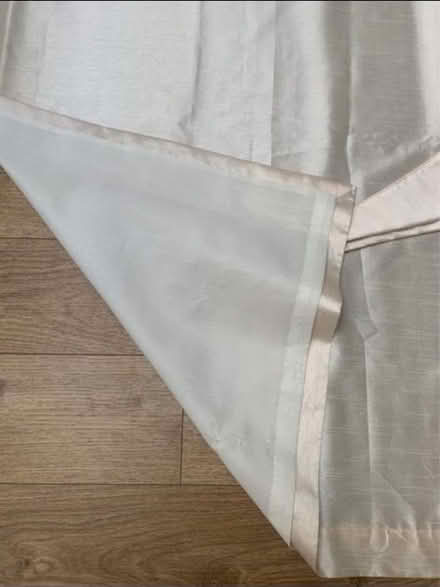 Photo of free Satin feel cream curtains 44” wide 54” lenghth (Riverside B98) #2
