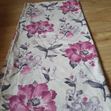Photo of free Floral curtains (PR25 leyland) #1
