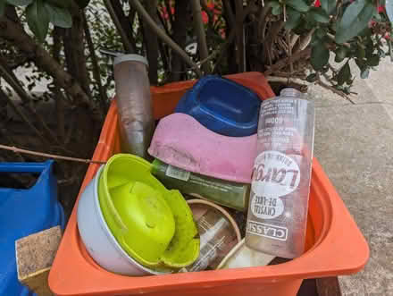 Photo of free Large small animal cage & bowls etc (East Dulwich SE22) #2