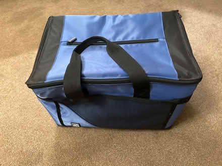 Photo of free Large polar gear, cool bag (Mansfield nottinghamshire) #2