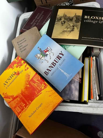 Photo of free Books about Banbury and the Cotswolds (Chesham Newtown HP5) #2