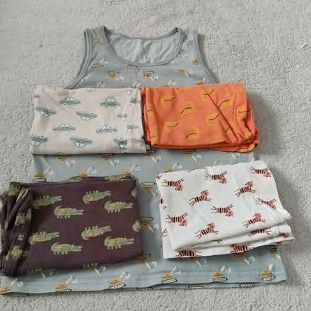 Photo of free Boys vest 9-10 years (Hanworth TW13) #2
