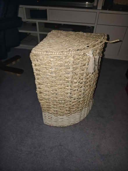 Photo of free Dirty clothes basket (Barnet EN5) #1