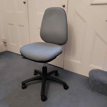 Photo of free Blue upholstered office chair (Beckenham BR3) #1