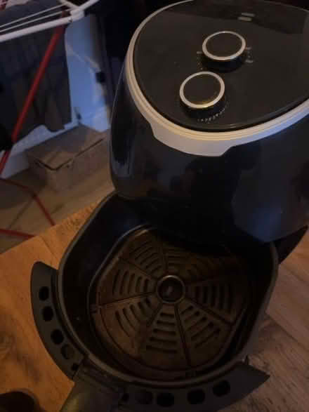 Photo of free Air fryer (Cradley Heath B64) #2