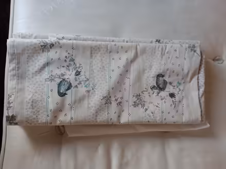 Photo of free Curtains (Three Bridges RH10) #1