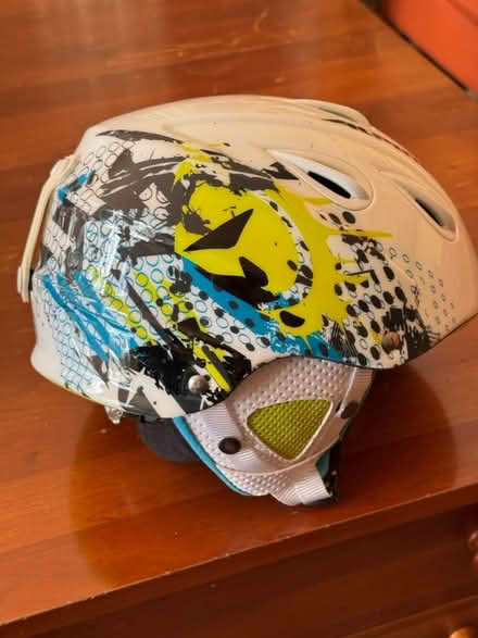 Photo of free Alpina dki helmet (McLean 22101) #1