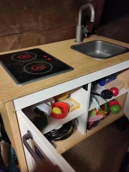 Photo of free IKEA play kitchen plus accessories (M33) #1