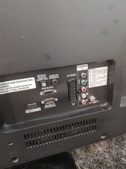 Photo of free LG 32" TV (not smart) (East Kilbride G75) #2