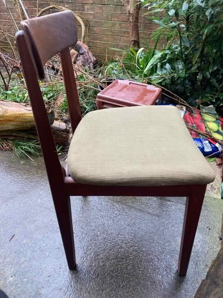 Photo of free old mahogany chair 1960’s (Glastonbury BA6) #3