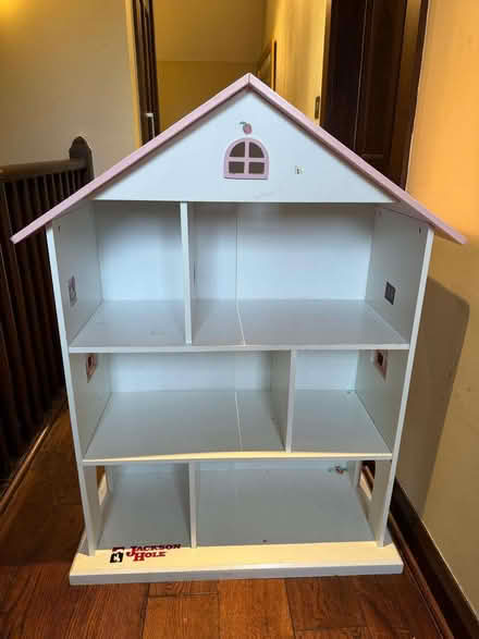Photo of free Dolls House (Botany Bay Point GU25) #2