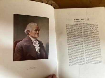 Photo of free Websters dictionary in 3 volumes (West London W3. Acton) #4