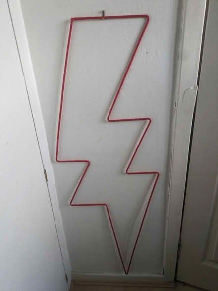 Photo of free 3 metal lightning bolts (East Kilbride G75) #3