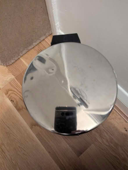 Photo of free Small pedal bin (4.5 L) (West Norwood SE27) #3