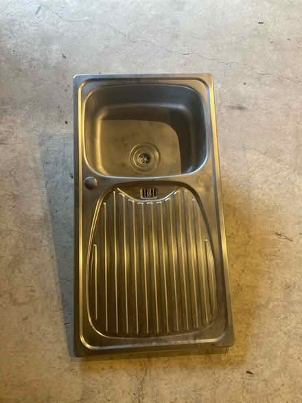 Photo of free Kitchen Sink (Bushey WD23 1DD) #1