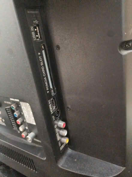 Photo of free LG 32" TV (not smart) (East Kilbride G75) #3