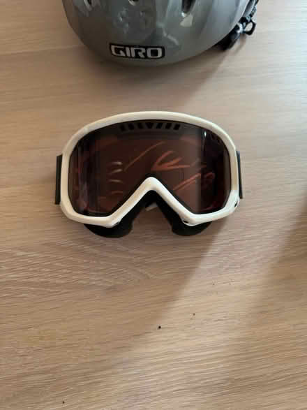 Photo of free 4 Ski goggles (McLean 22101) #4
