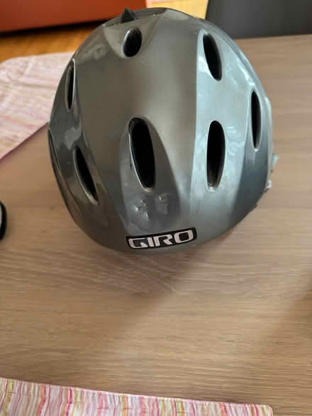 Photo of free Giro Ski helmet (McLean 22101) #2