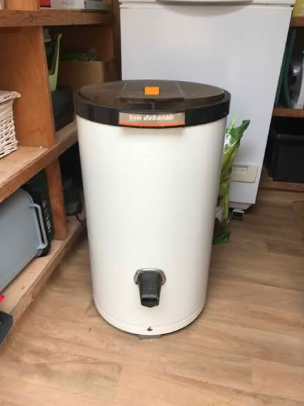 Photo of free Spin dryer (Kingswinford) #1
