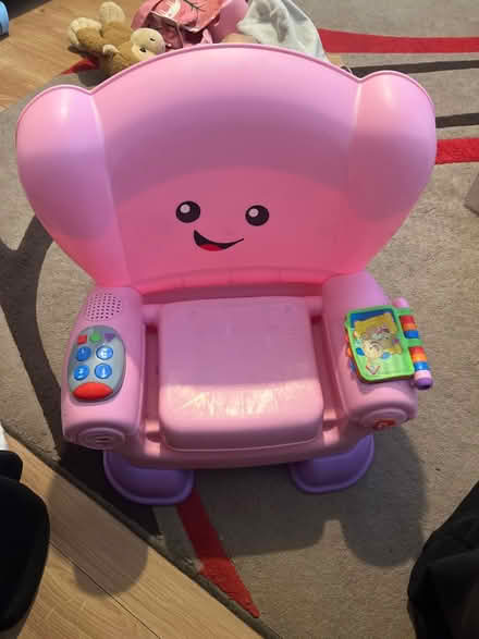 Photo of free Pink kids toy chair (Cheshunt EN8,) #1
