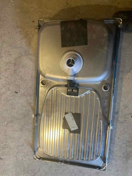 Photo of free Kitchen Sink (Bushey WD23 1DD) #3