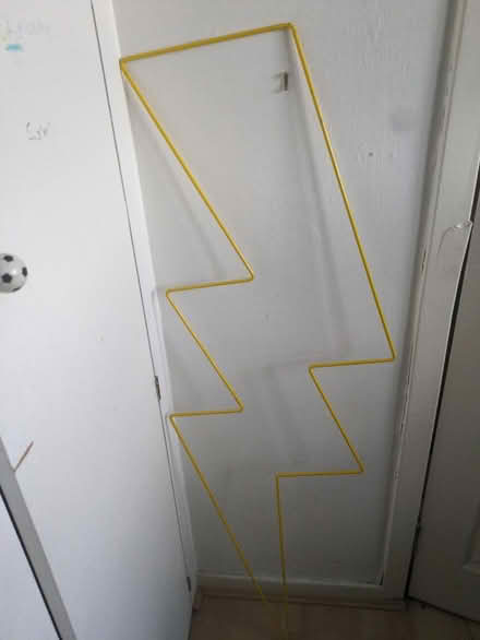 Photo of free 3 metal lightning bolts (East Kilbride G75) #4