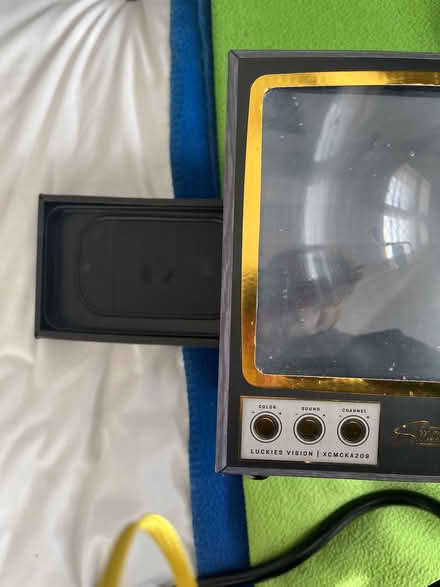 Photo of free Phone magnifier (Catford) #2