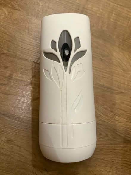 Photo of free Air wick autospray (DE24) #1