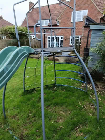 Photo of free Metal climbing frame (Welwyn Garden City) #2