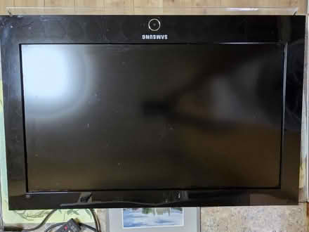 Photo of free 32"Tv (TF10) #1