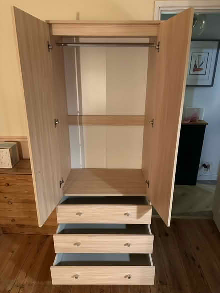 Photo of free Wardrobe with drawers (South Norwood) #2