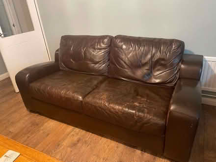 Photo of free 3 seater and 2 seater (Woodley RG6) #1