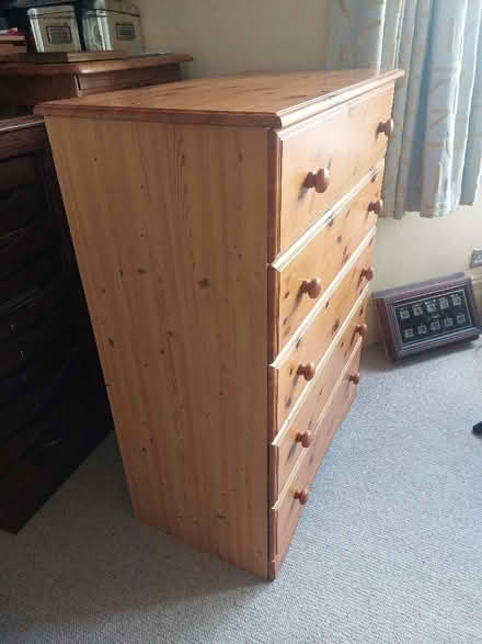Photo of free Pine Chest of Drawers (South Croydon CR2) #2
