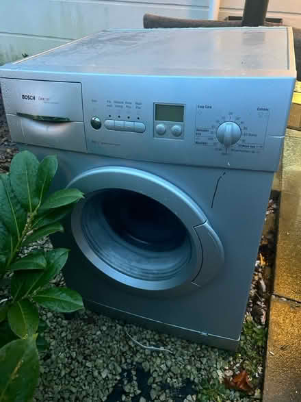 Photo of free Washing machine (camberley GU16) #2