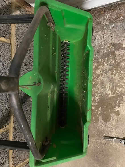 Photo of free Levington Evergreen Multi-Spreader (Sidcup DA15) #4