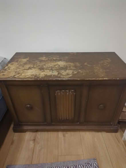 Photo of free Wooden chest (Hornsey road N19) #1