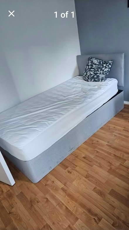 Photo of free divan /headboard no mattress (BR1) #1