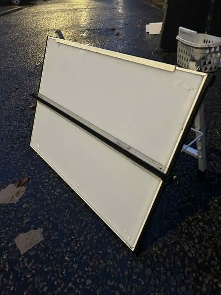 Photo of free Drawing board! Oldschool eng (SW18) #1